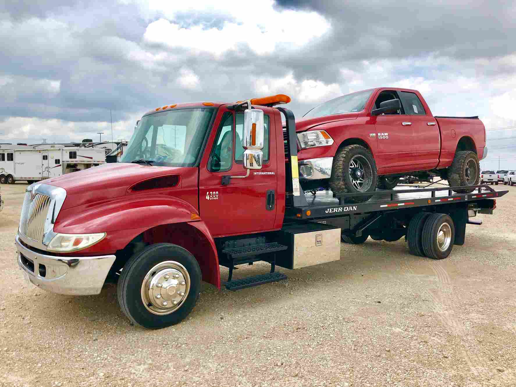 Towing Company Near Me - Tow Truck Houston - Certified Towing